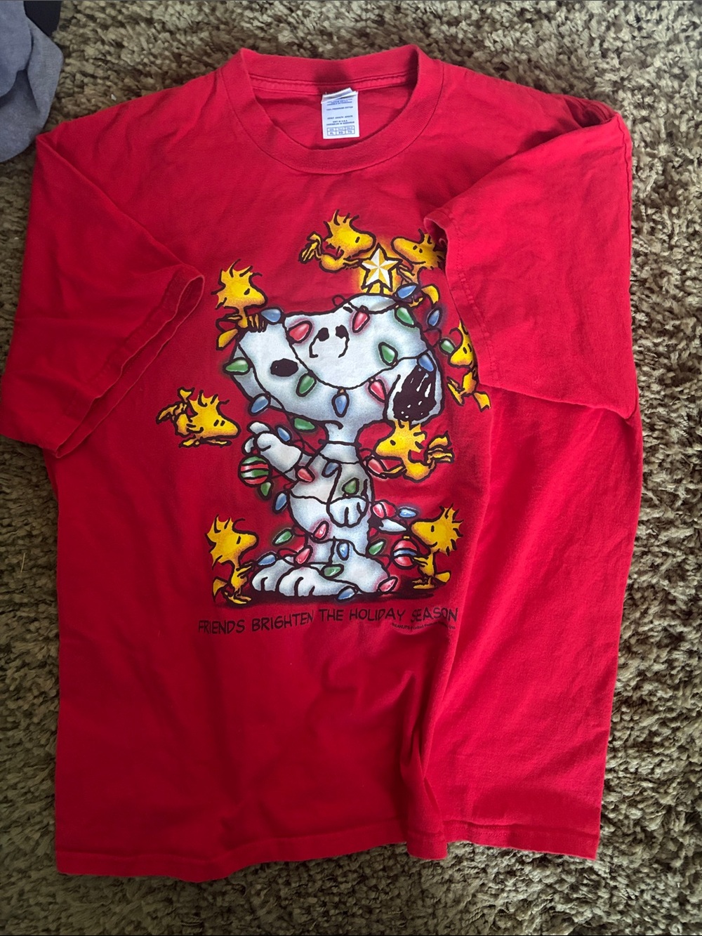 Red Peanuts Snoopy & Woodstock Holiday Tee vintage 100% cotton